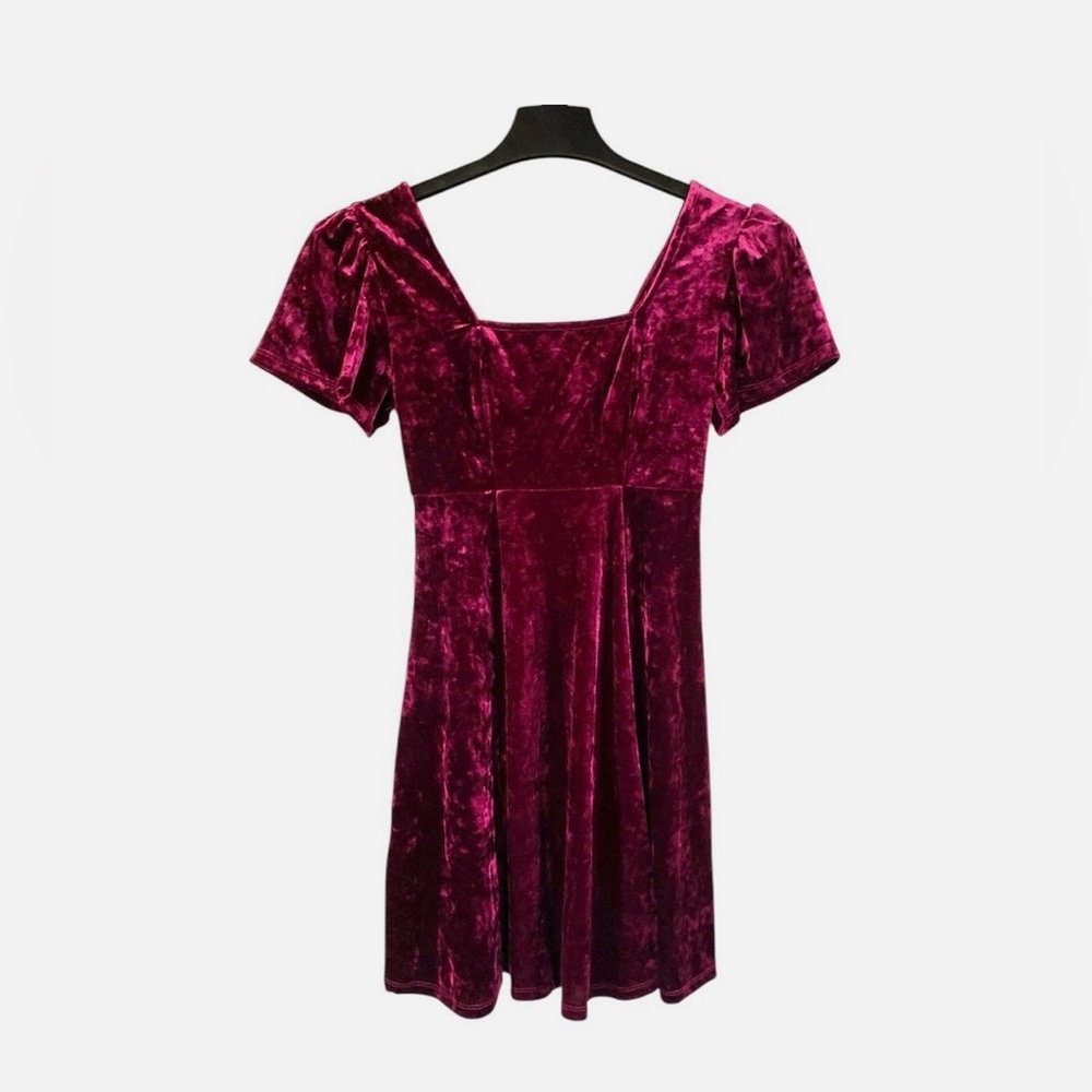 Live To Be Spoiled Women’s Velvet Baby Doll Dress
